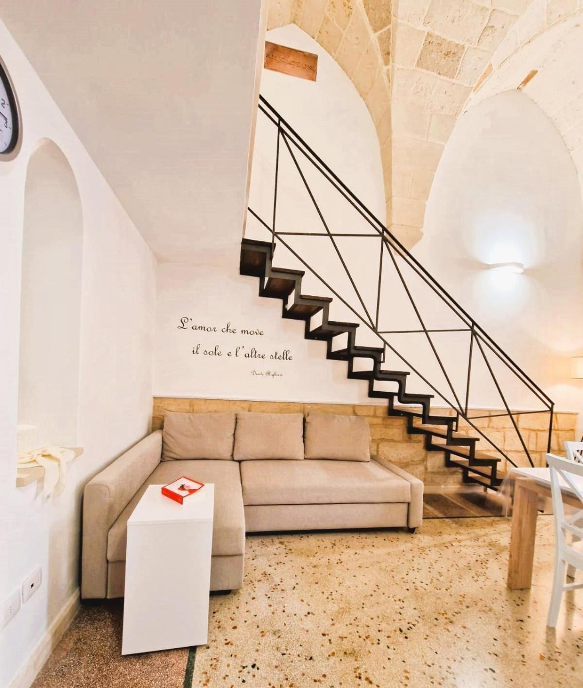 Vila Casa Dante Deliziosa Casa A Due Passi Dal Centro Lecce Exteriér fotografie