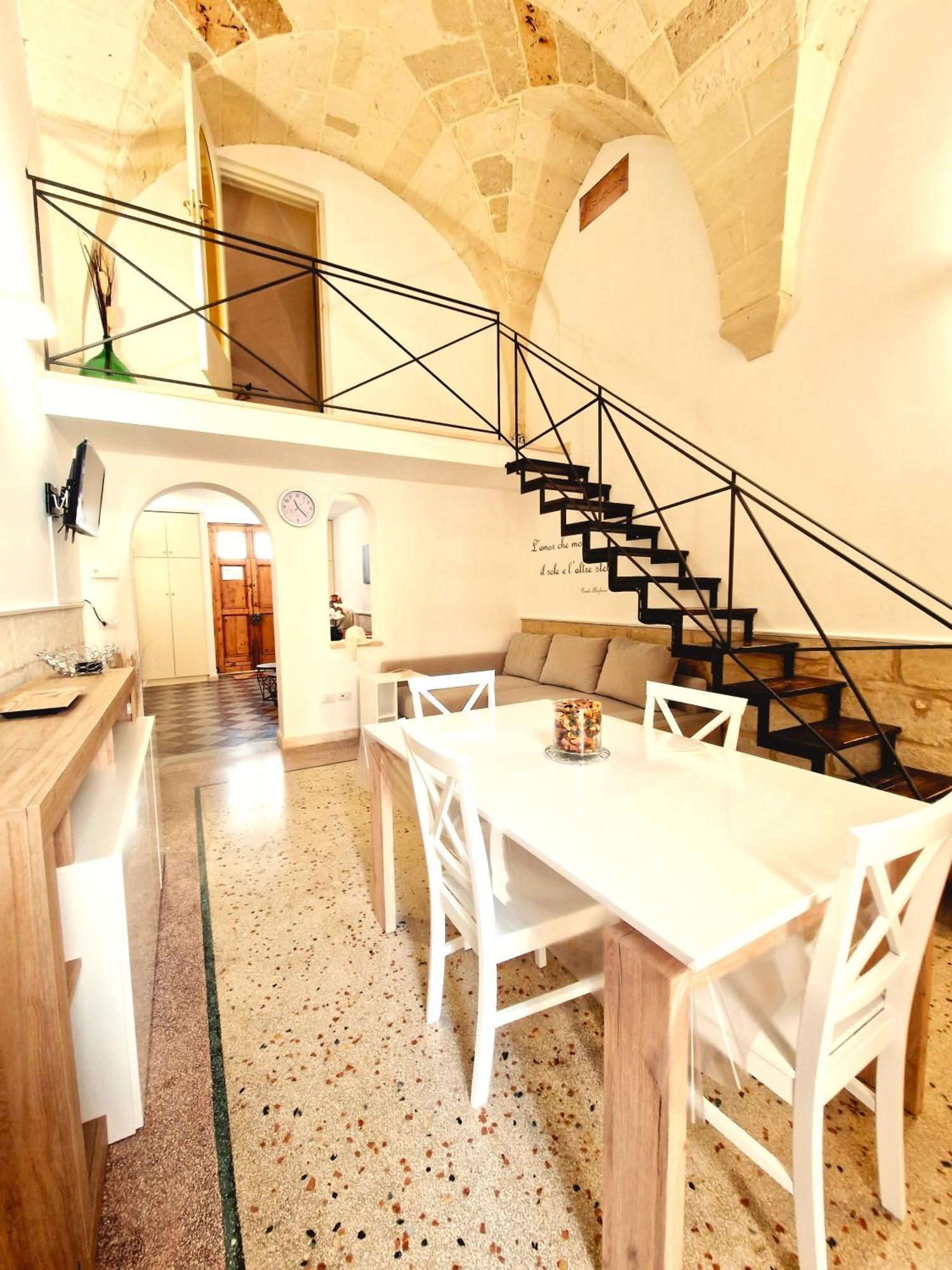Vila Casa Dante Deliziosa Casa A Due Passi Dal Centro Lecce Exteriér fotografie